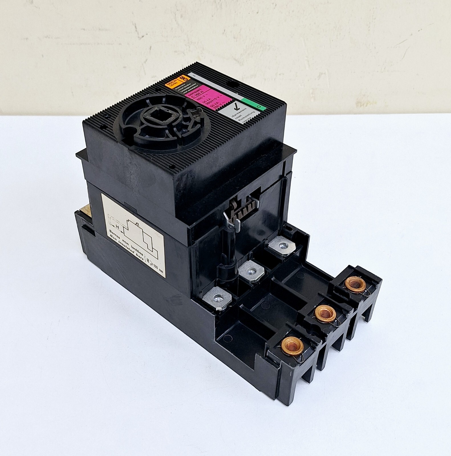 Merlin Gerin Compact C 160H Circuit Breaker 660V 35kA 380/415V 50kA 250V 160A
