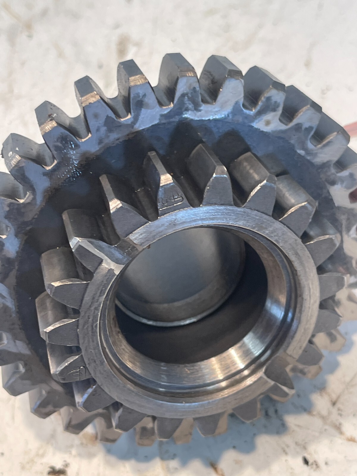 1967 John Deere 2020 Tractor Transmission Pump Gear Shaft