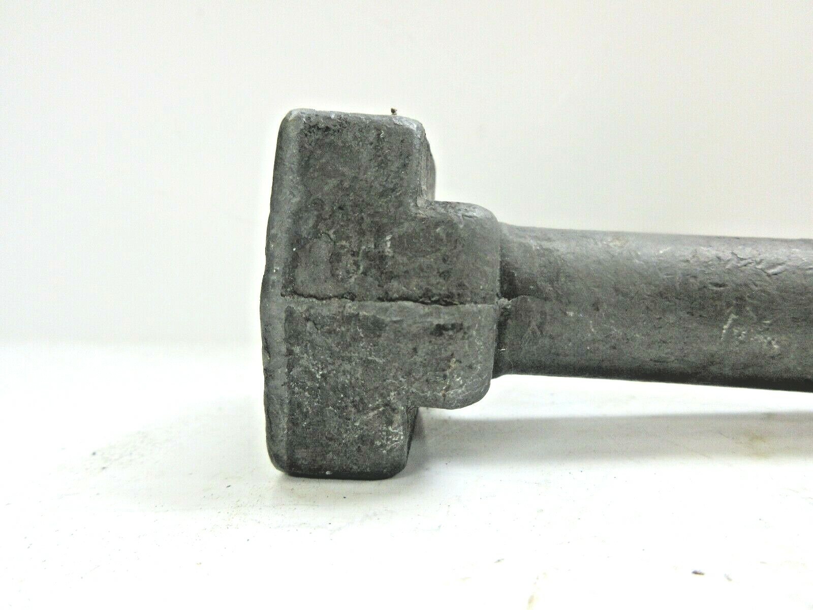 T-SLOT BOLT, 7/8″-9 x 6-1/2″, 7-1/2″ OAL, 7/8″ SLOT WIDTH, 1-3/4″ HEAD WIDTH