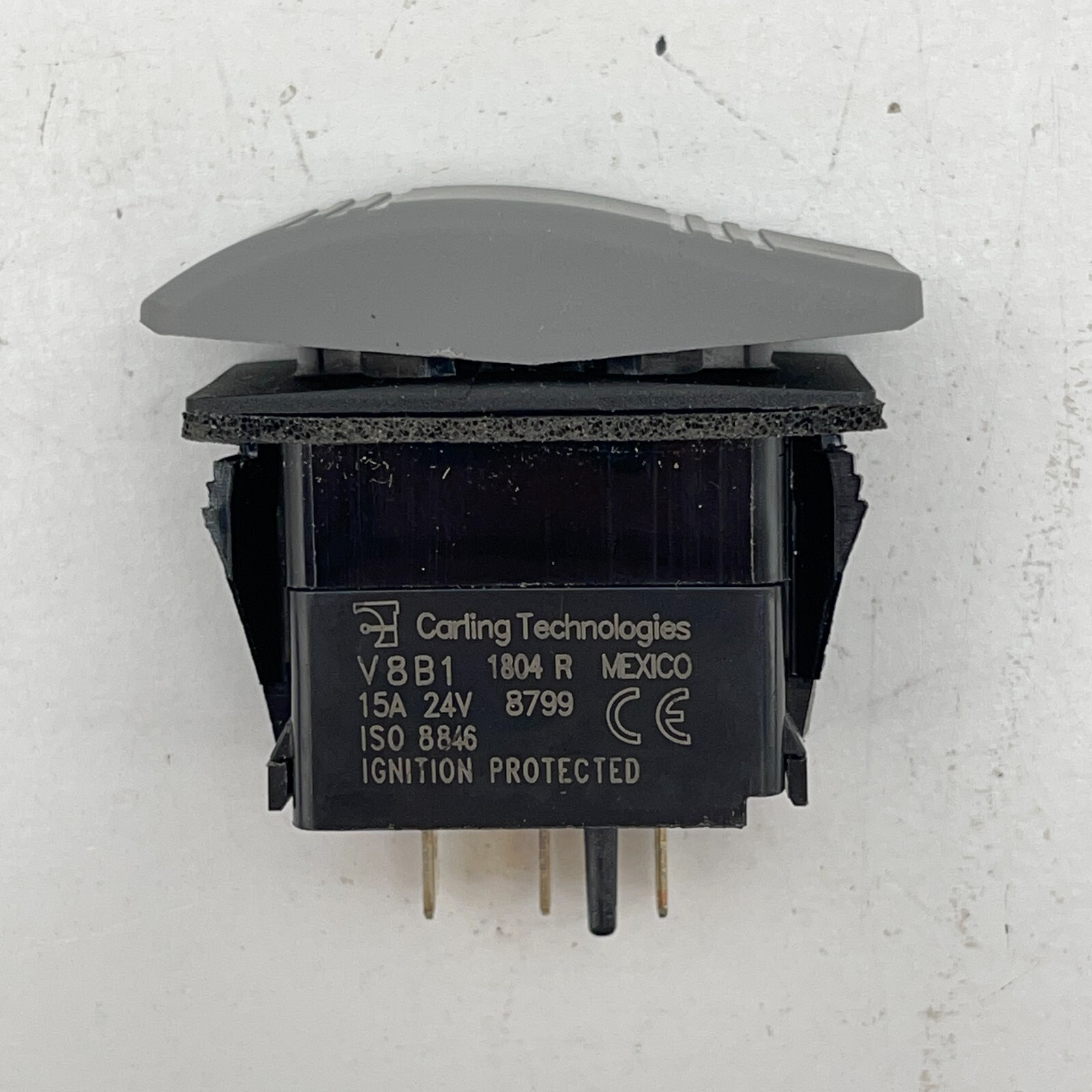 Carling Technologies V8B1 15A Bright/Dim Rocker Switch 24V Gray