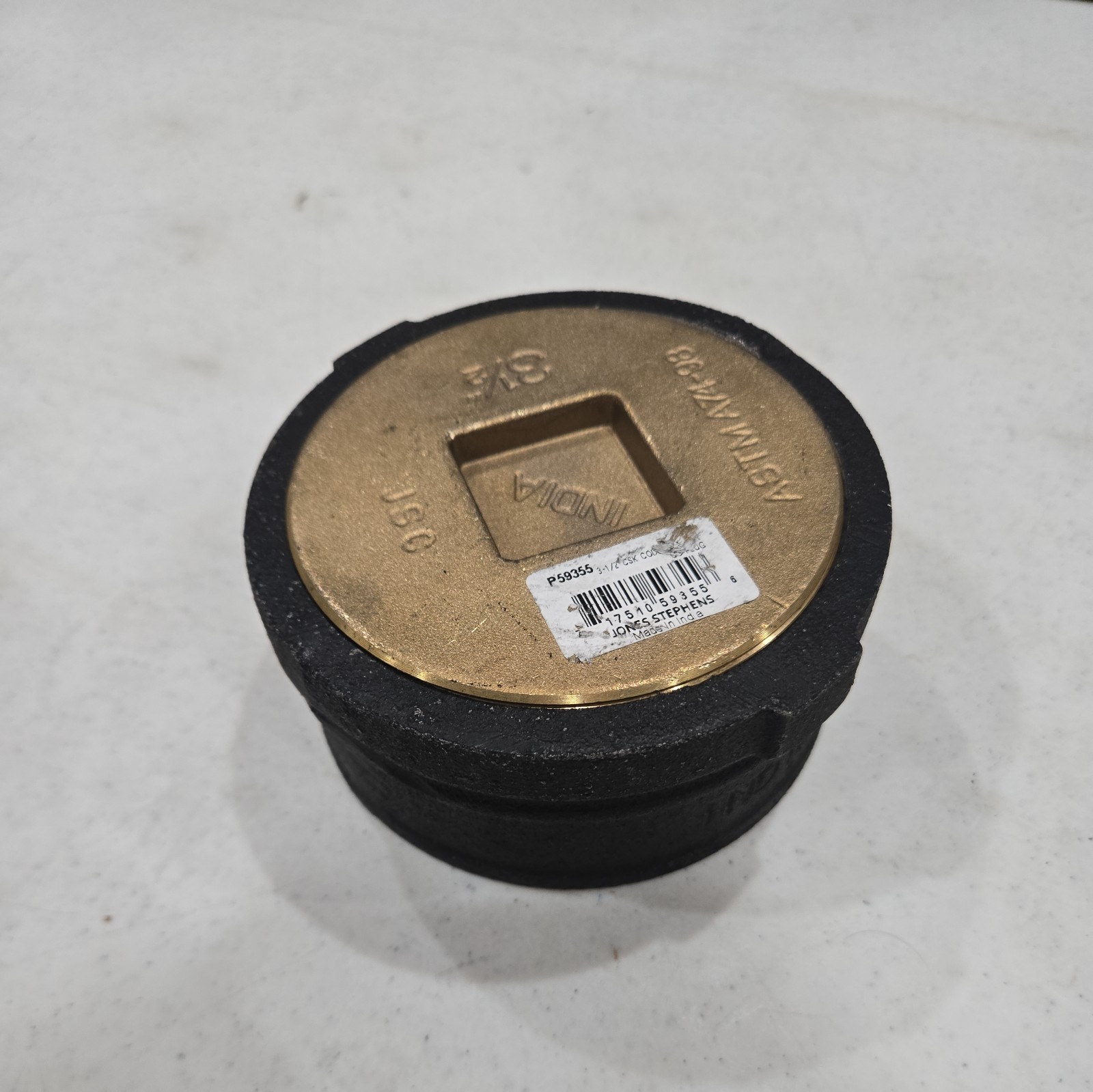 Jones Stephens P59355: Countersunk Code Pattern Plug 3.5-in Brass Round Cleanout