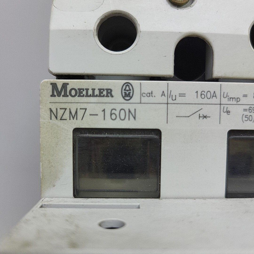 Moeller NZM7-160N Circuit Breaker With Rotary Drive Adaptor 160A 690 Vac 3 Pole