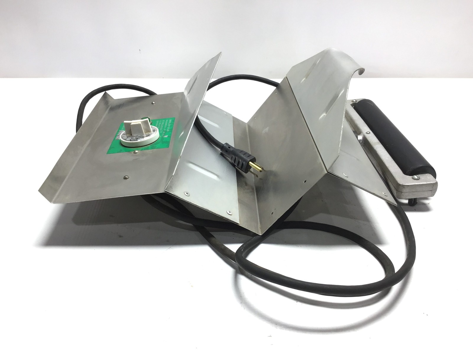 Emerald Mfg. Corp. ST-7 18415 Roller Seal Heat Sealer Machine