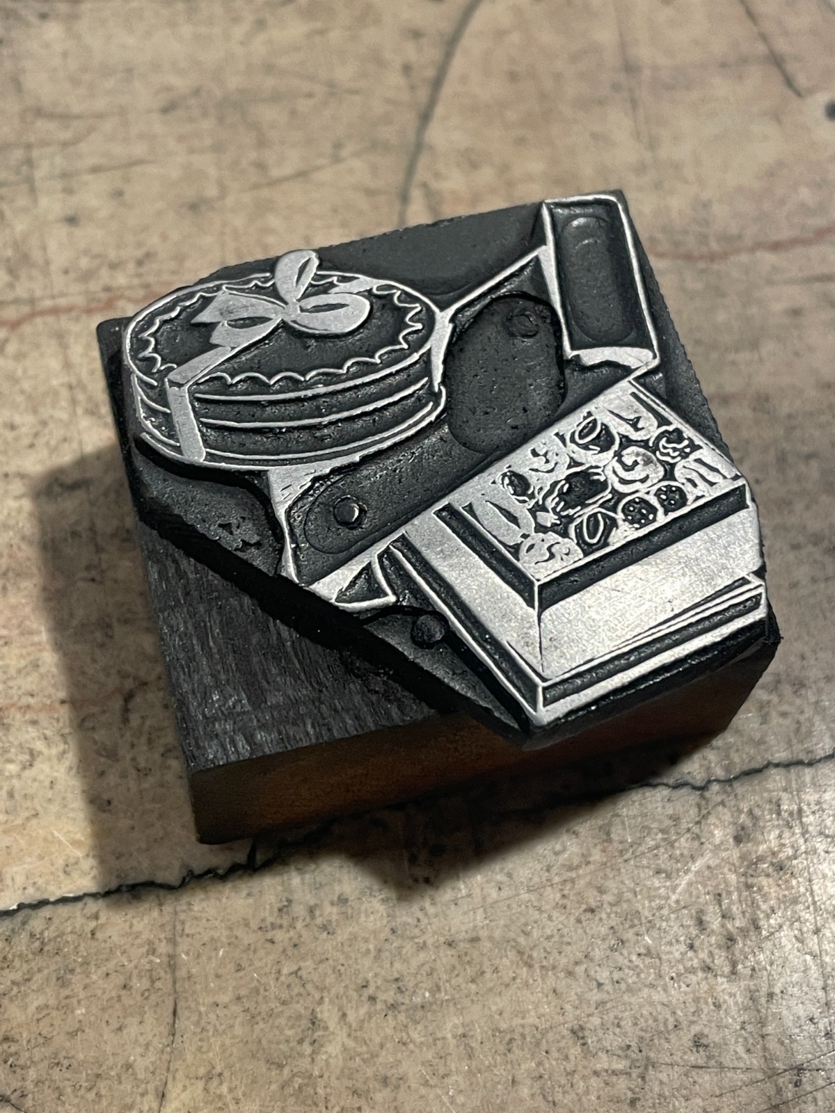 Printing Letterpress Print Block Holiday Wrapped Gifts / Christmas (2748)