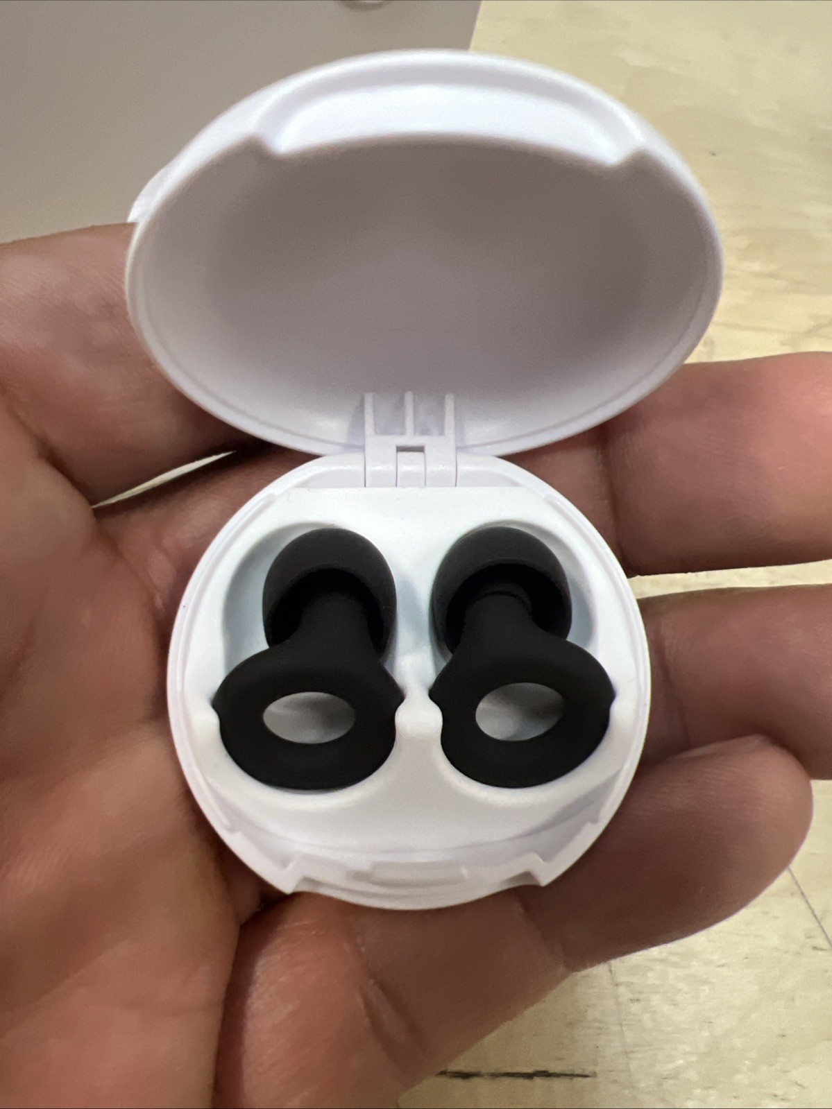 Loop Quiet 2 Ear Plugs for Noise Reduction 14 Rating BLACK Open Box