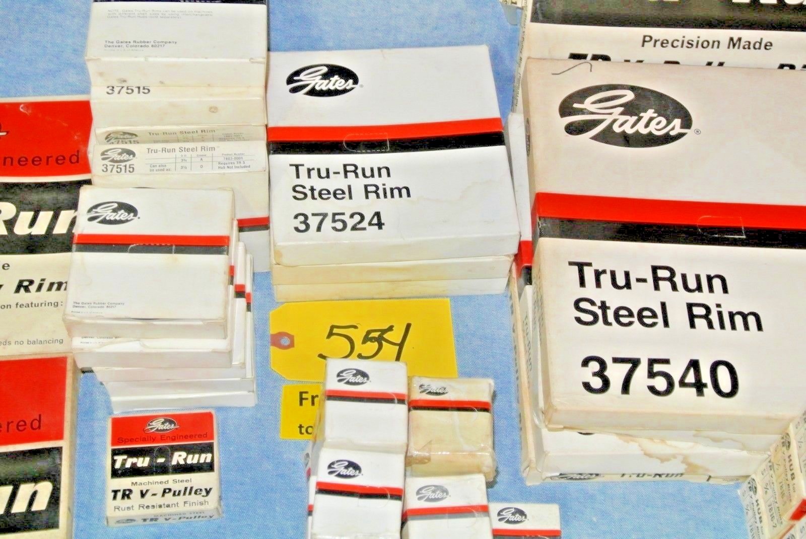 NIB Large Lot Of Gates “V” Pullies & Hubs Various Sizes Power Transmission Item
