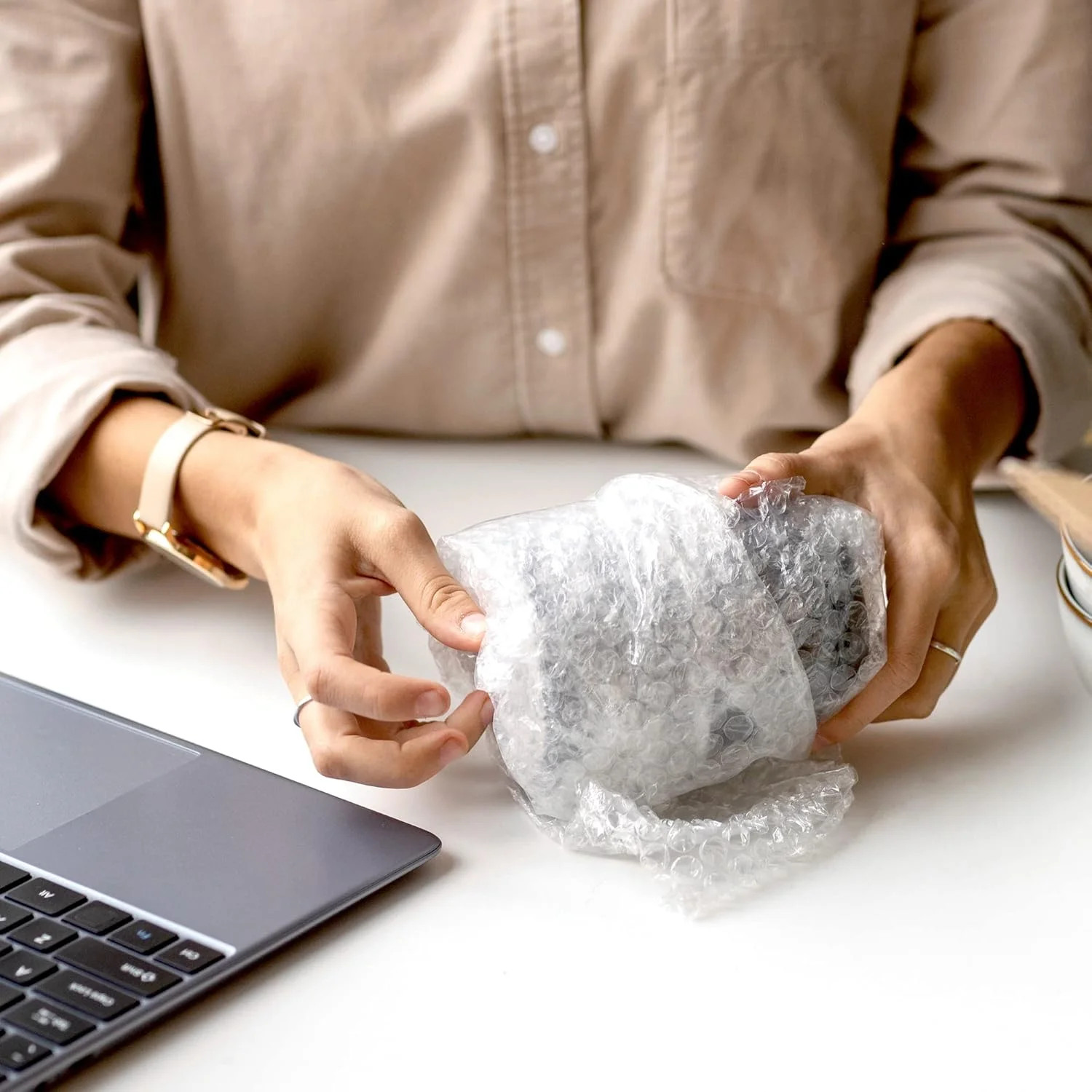 Yens 12 inch x 15 ft Bubble Cushioning Wrap for Moving Boxes Shipping Packing Su