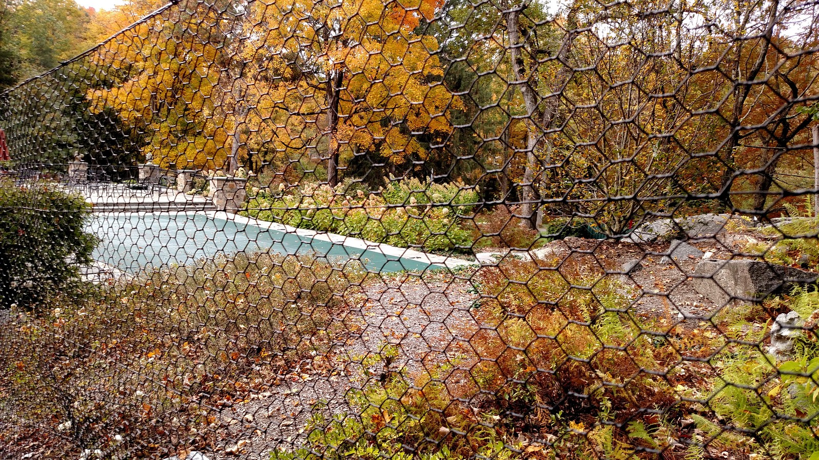 7.5′ x 100′ HEXA-GONE Heavy Steel Hex – Fence Roll