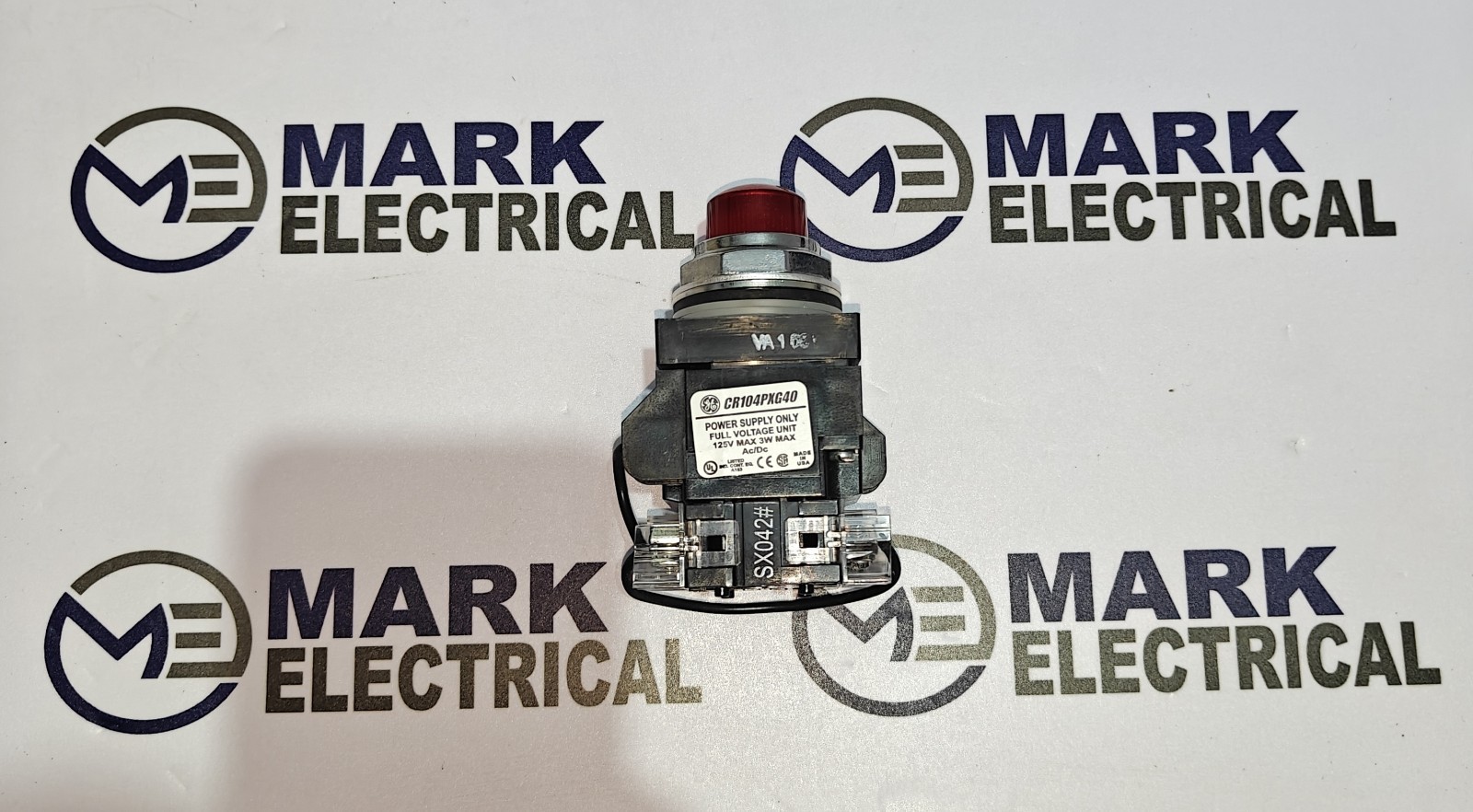 GE CR104PLT82R HEAVY DUTY INDICATING LIGHT COLOUR RED VOLTAGE 110VAC FAST SHIP