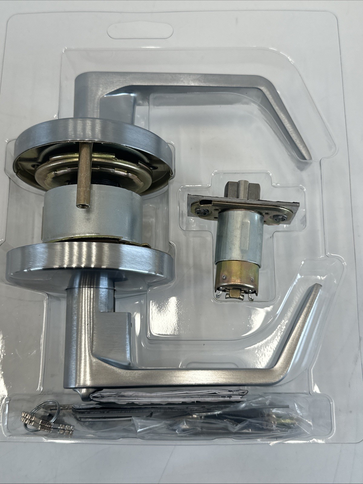 Universal Hardware Commercial Flat Lever Keyed Entry Satin Chrome Finish UH40019