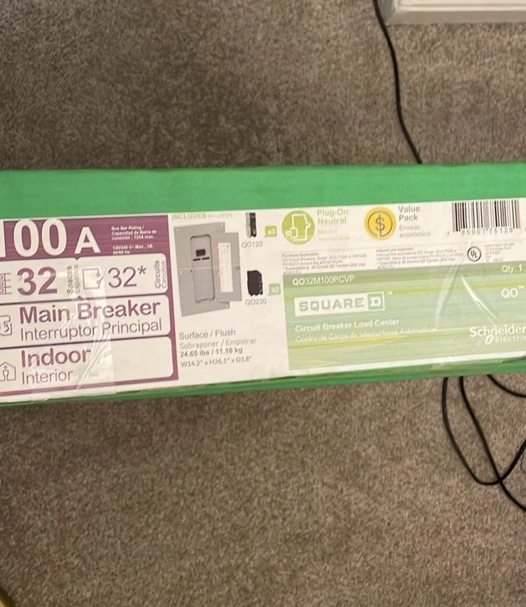 Main Breaker Plug-On Neutral Load Center QO 100 Amp 32-Space 32-Circuit Indoor