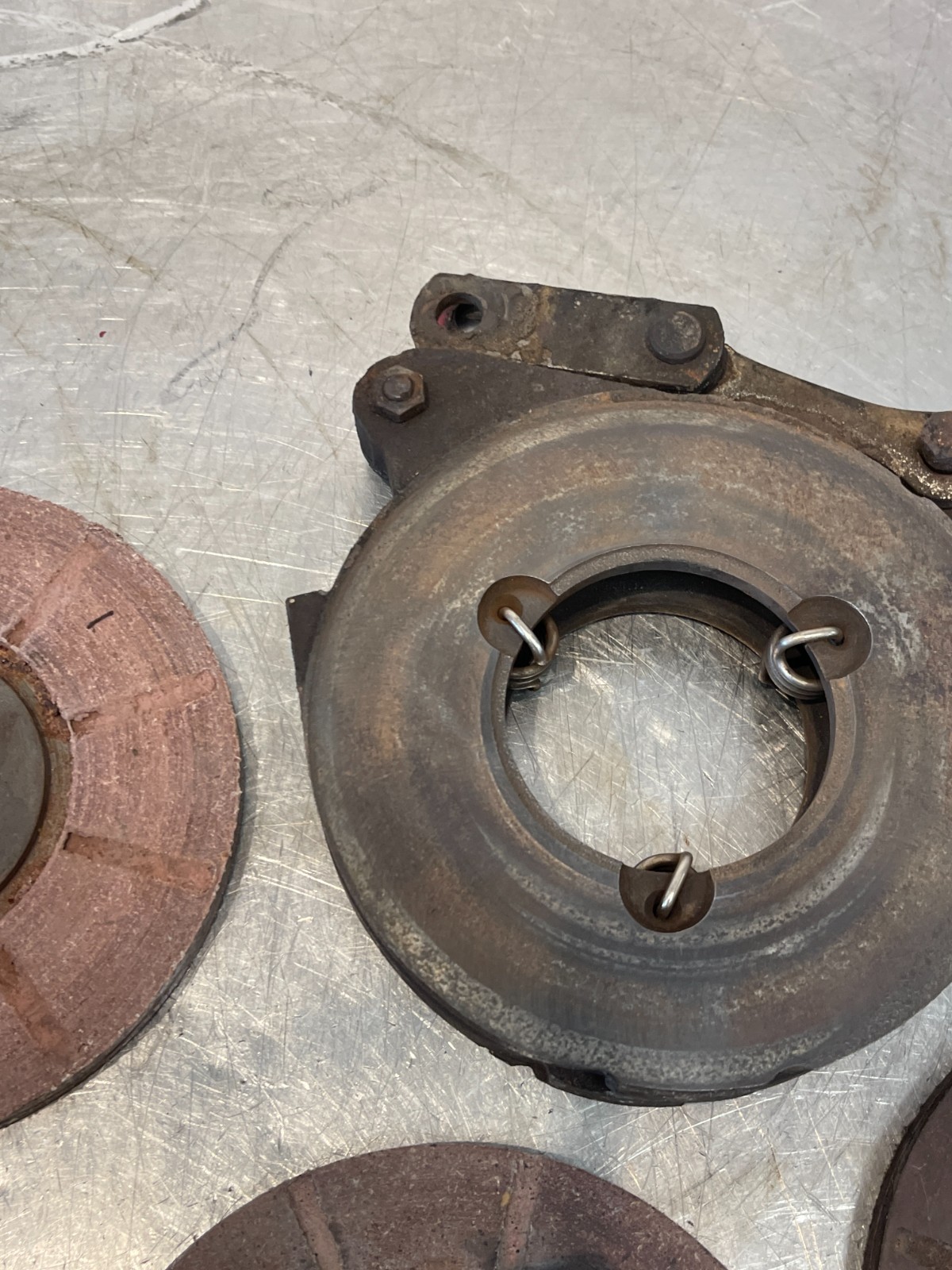 1967 International IH 444 Tractor Brake Actuator & Discs