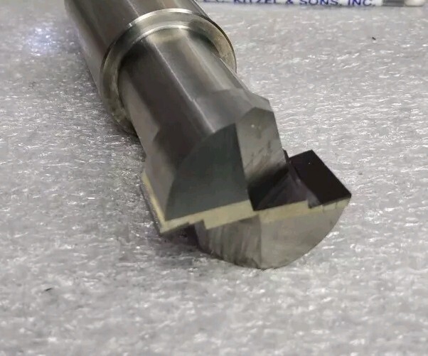 1″ X 1/2″ LOC X 4″ OAL X 1″ SHANK, 2-FLUTE PCD 32-10021 TIPPED MILLING CUTTER