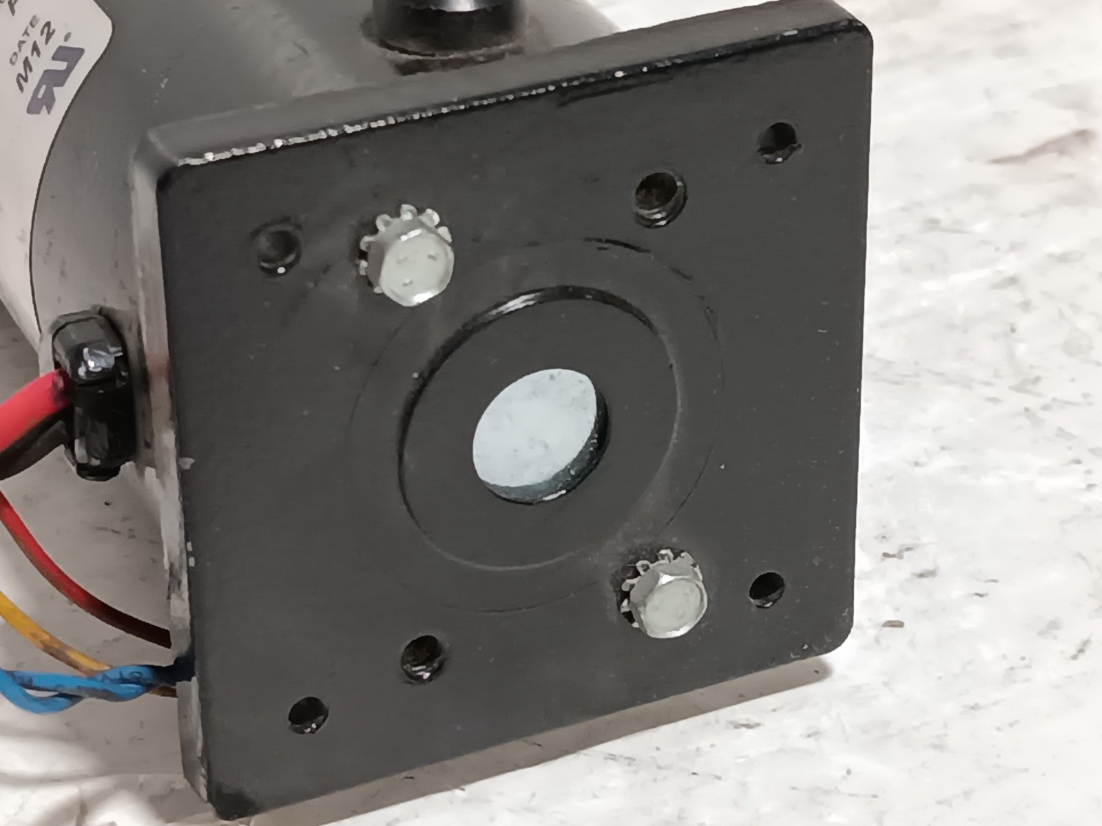 Rae Corporation 2423272 DC Motor 1790RPM 90VDC 20 in-oz Torque TENV Enclosure