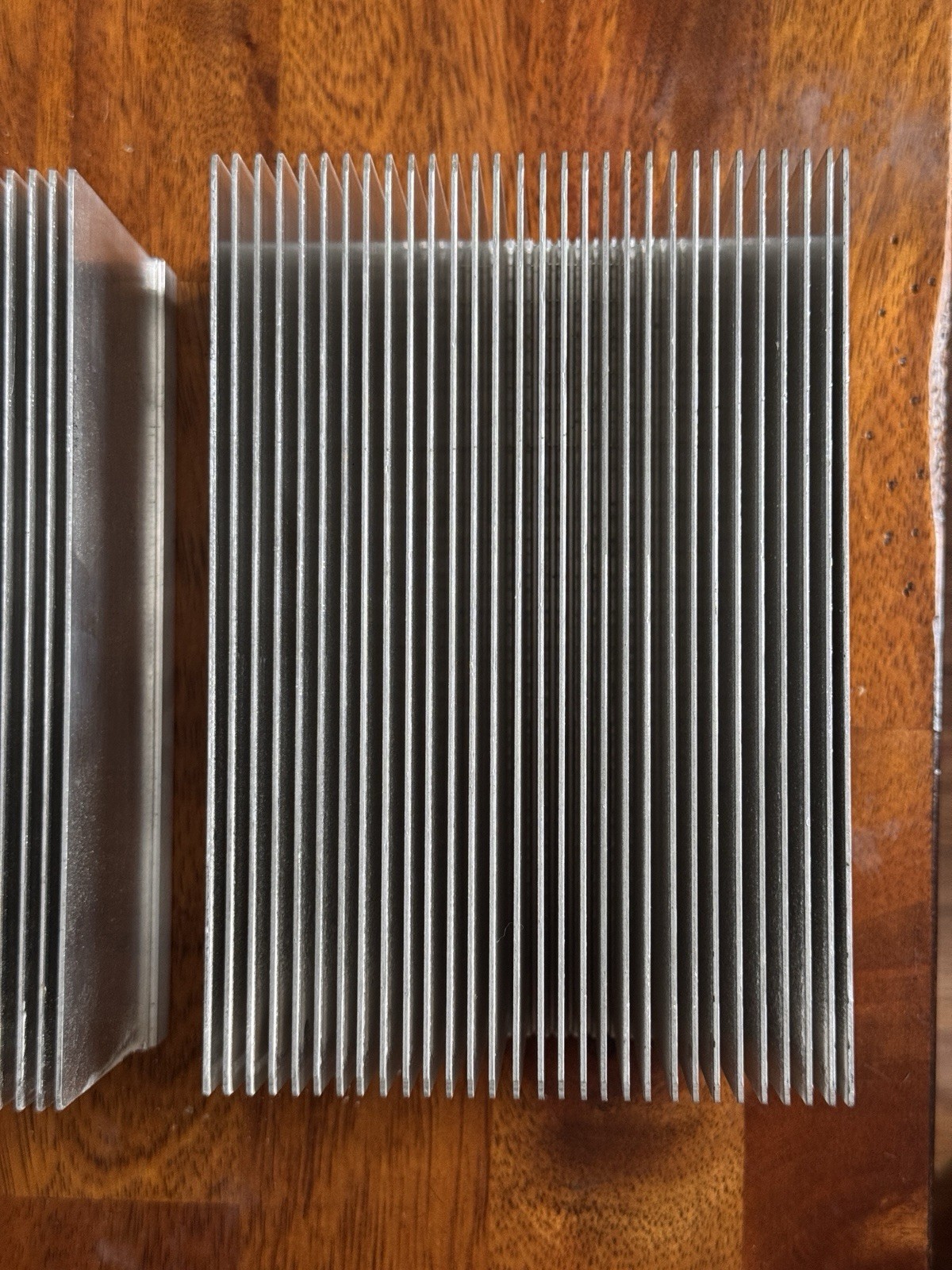 Aluminum Heatsink – 6 7/8″ L x 4 3/4″ W x 3 3/8″ H – 1/8″ Fin Spacing