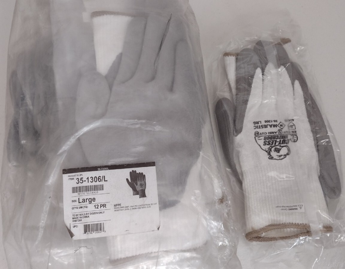24 pcs 12 Pk NEW MAJESTIC Watchdog 35 1306 ANSI A2 Cut Resistant Gloves L Large