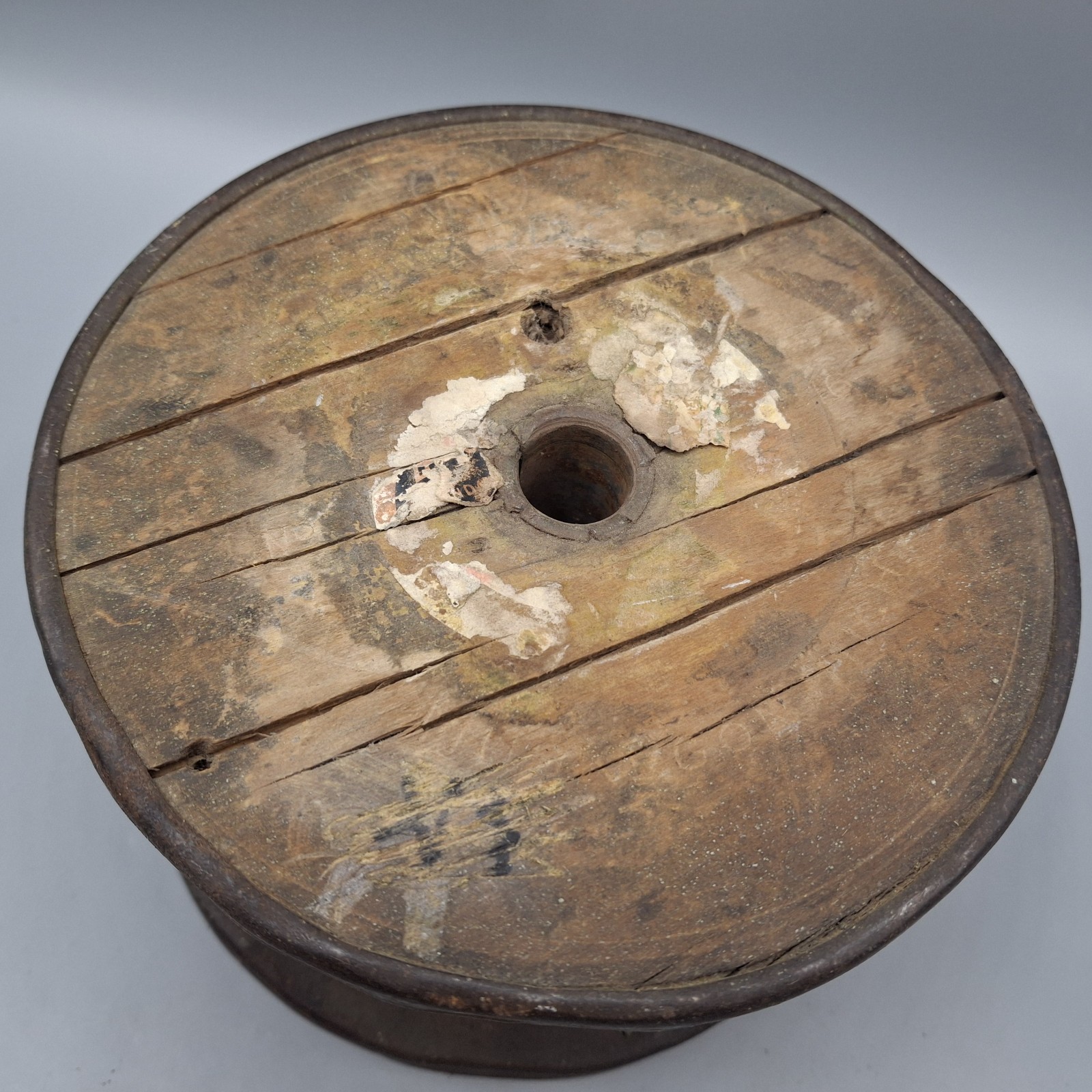 Maring Wire Co White Cloth 16-18 gauge Copper Wire on Wood & Steel Spool, 1920’s