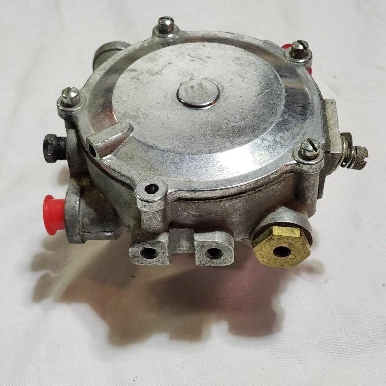 Beam Products Model 60 Propane Regulator, New Old Stock as Shown