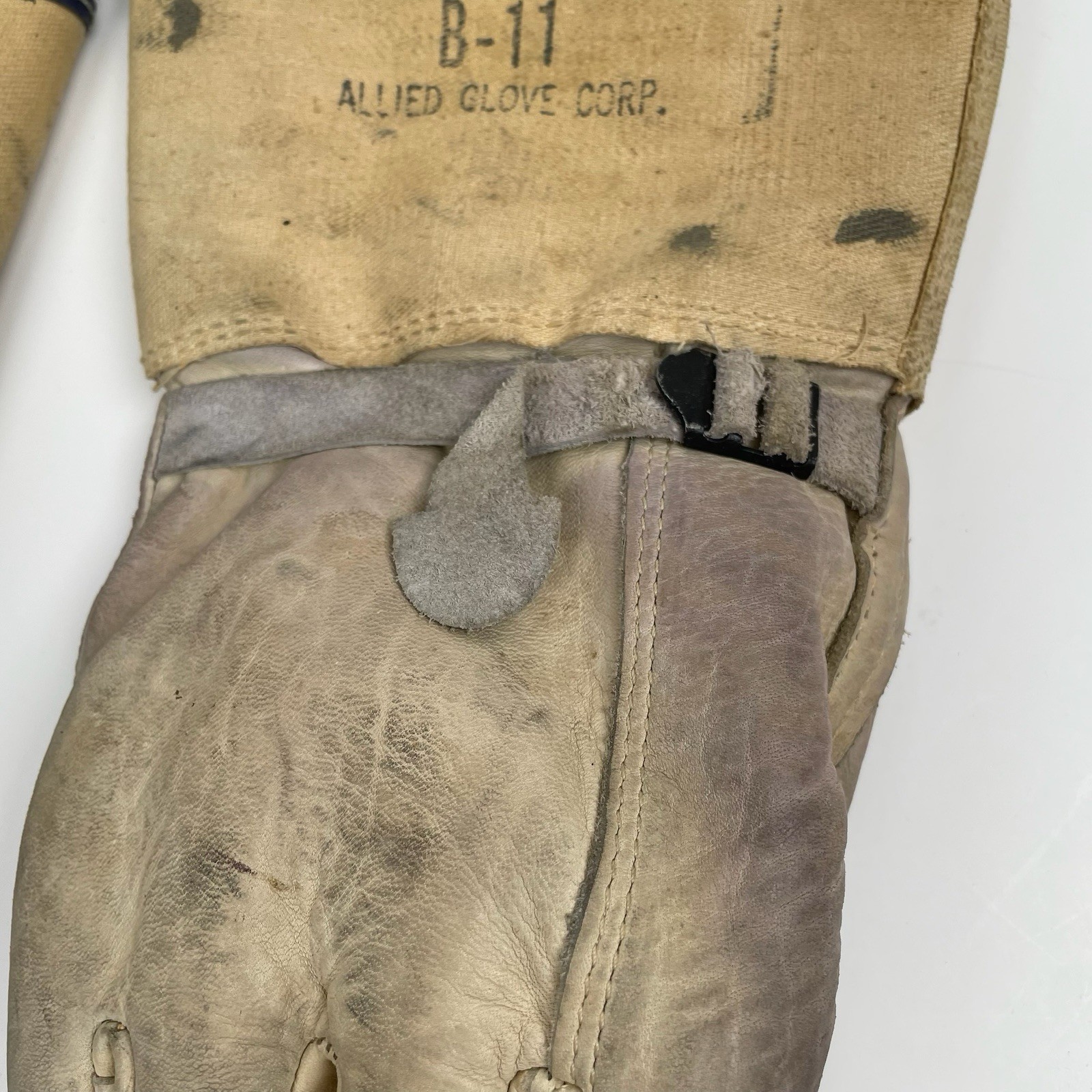 1967 CHARCO Rubber Lineman Gloves w/Allied B-11 Leather Protectors Display Only
