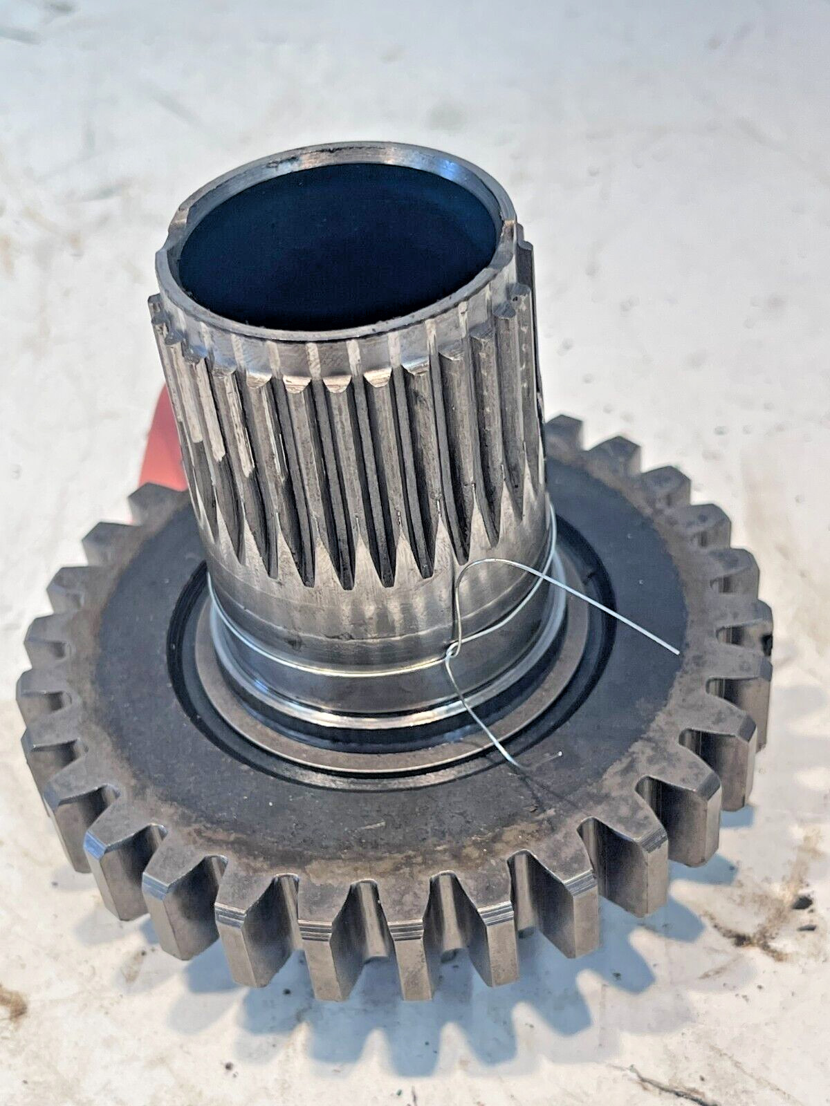 1967 John Deere 2020 Tractor Transmission Pump Gear Shaft
