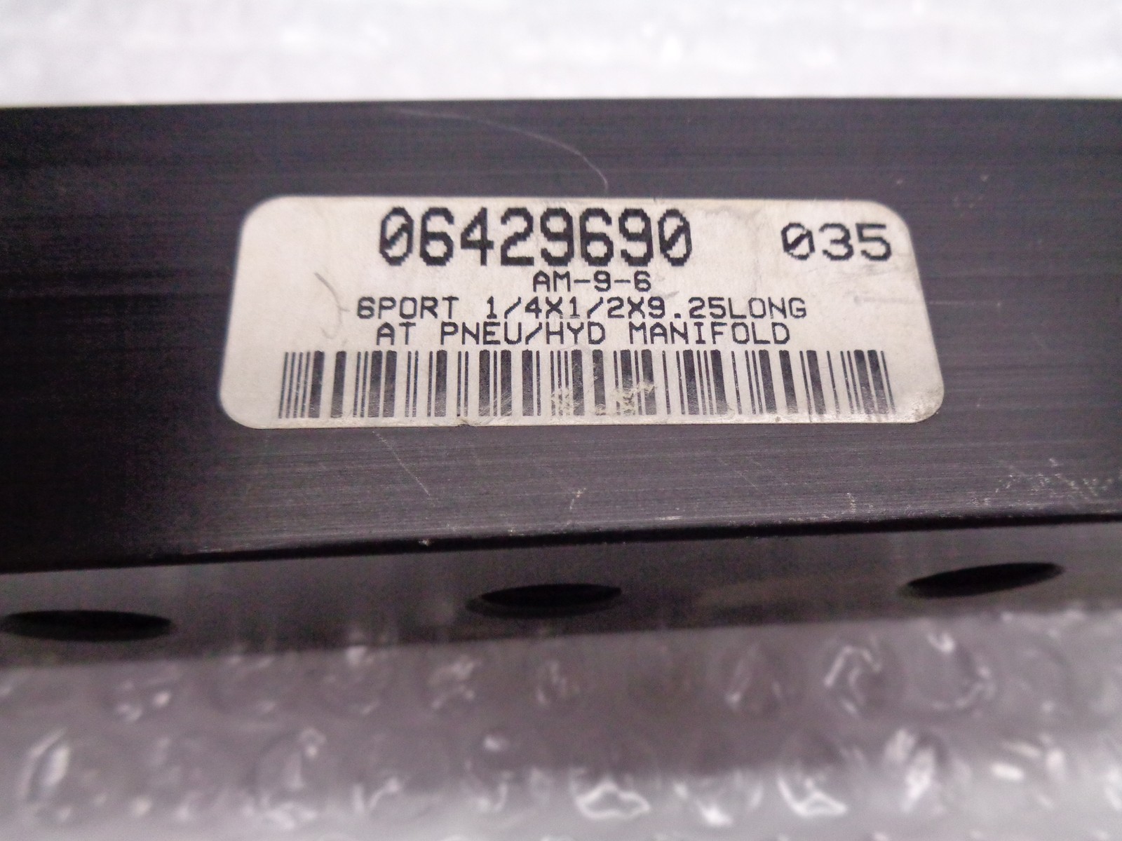 INDUSTRIAL SPARE AM-9-6 1/4X1/2X9.25 MANIFOLD NSNP