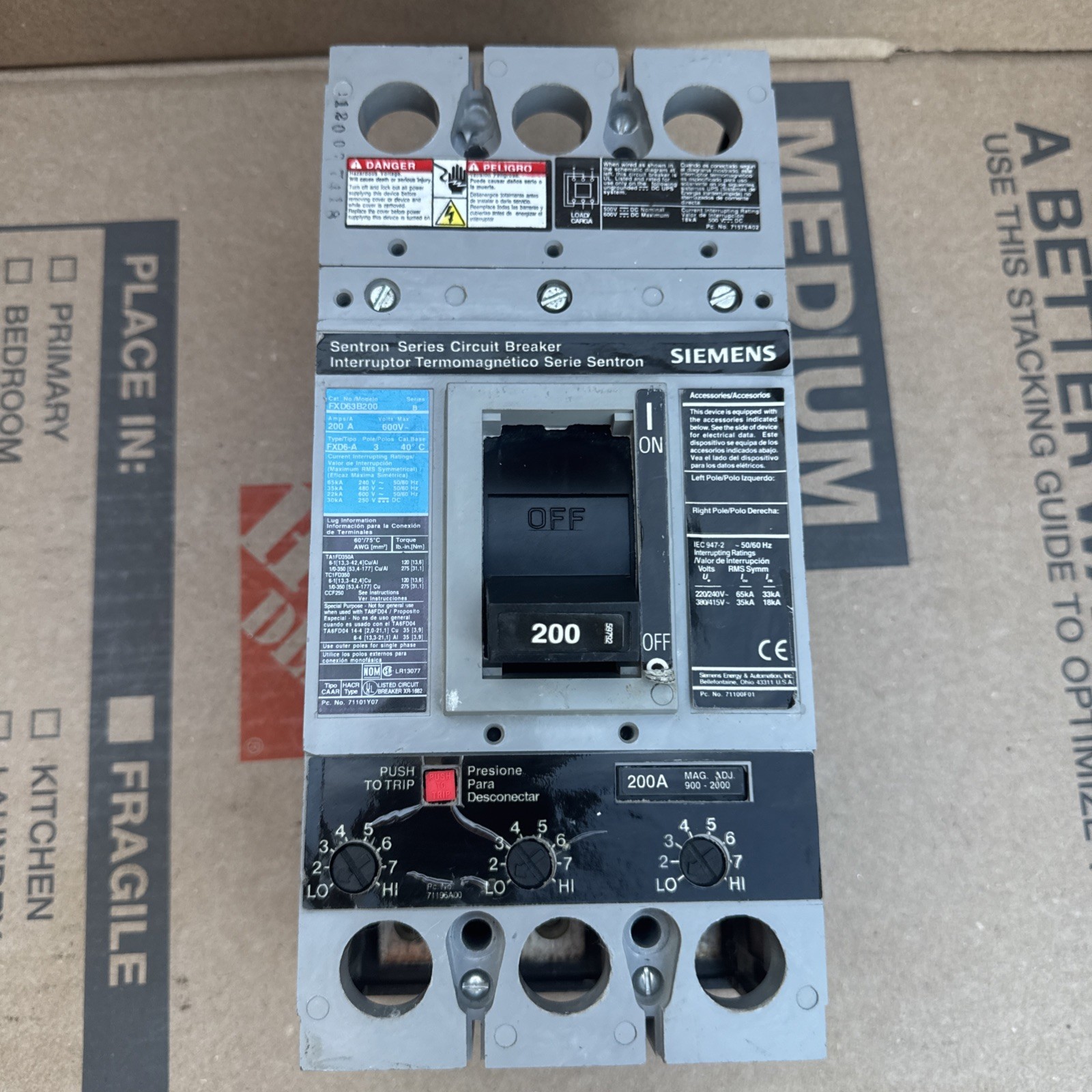 Siemens Sentron FXD63B200 200A 600V 3 Pole Circuit Breaker 200 Amp 3P FXD6-A