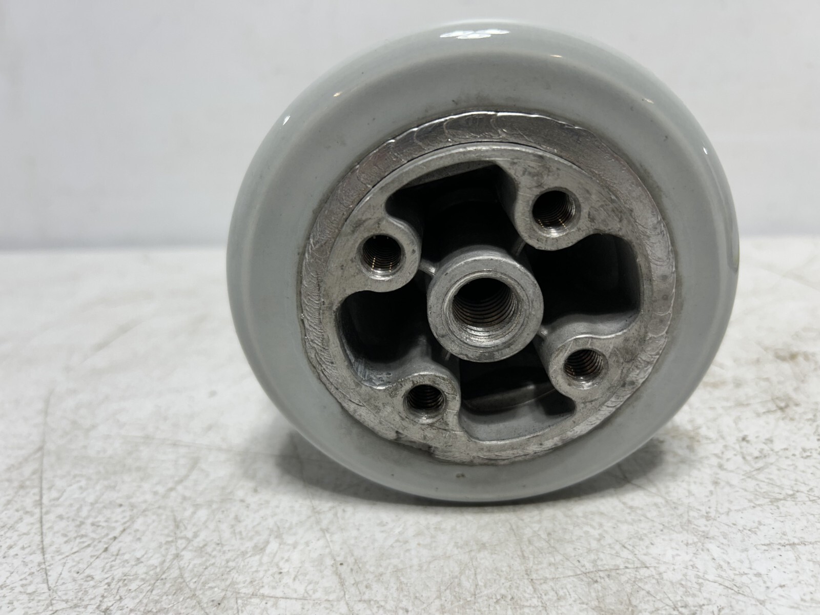 Meister International 12169 Porcelain Bus Insulator 4.5″ Dia. x 6″ Tall