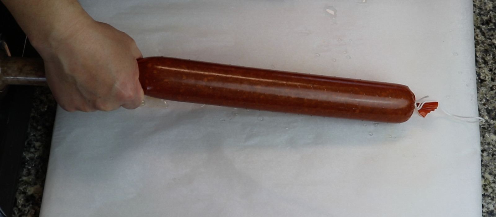 25 – 1.5 in x 20 in. Summer Sausage Mahogany Fibrous Casings Hold 2 Lb ea 50lb