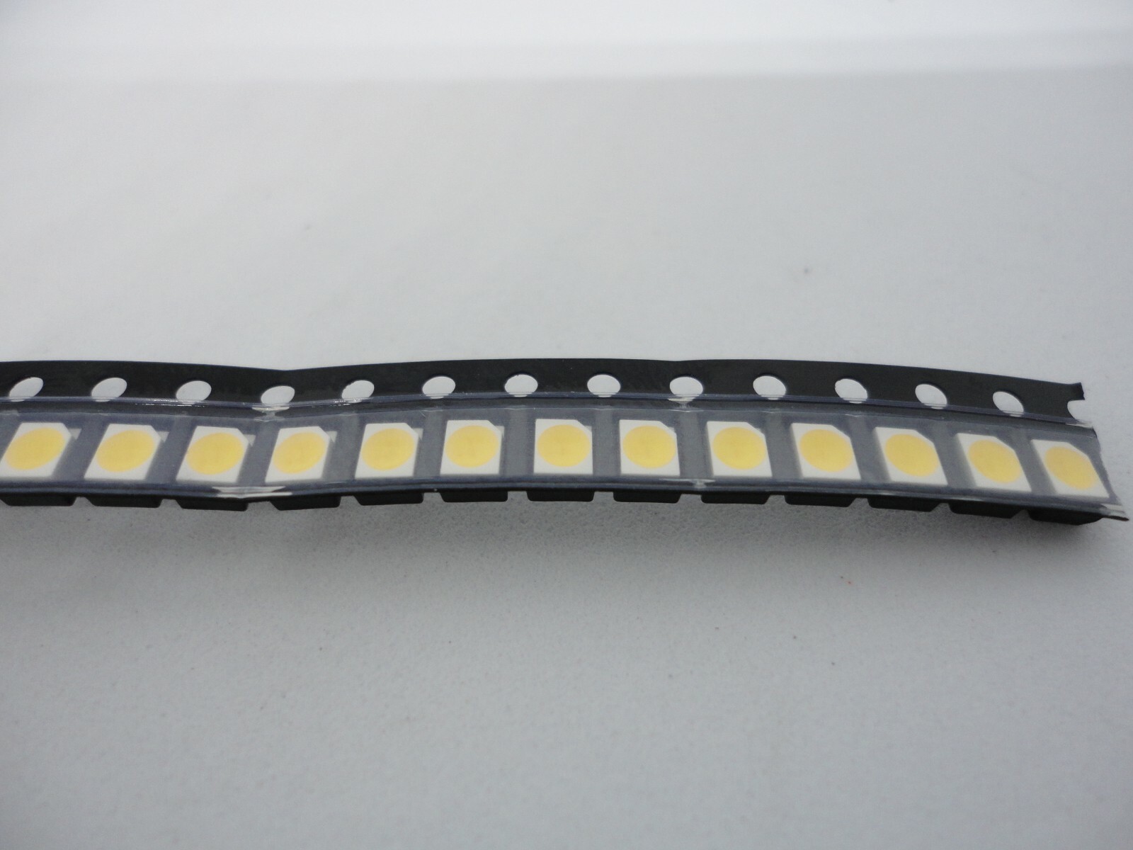 20Pcs Pack Lot Bright SMD LED Small Light Emitting Diodes 3528 1210 BLUE Color