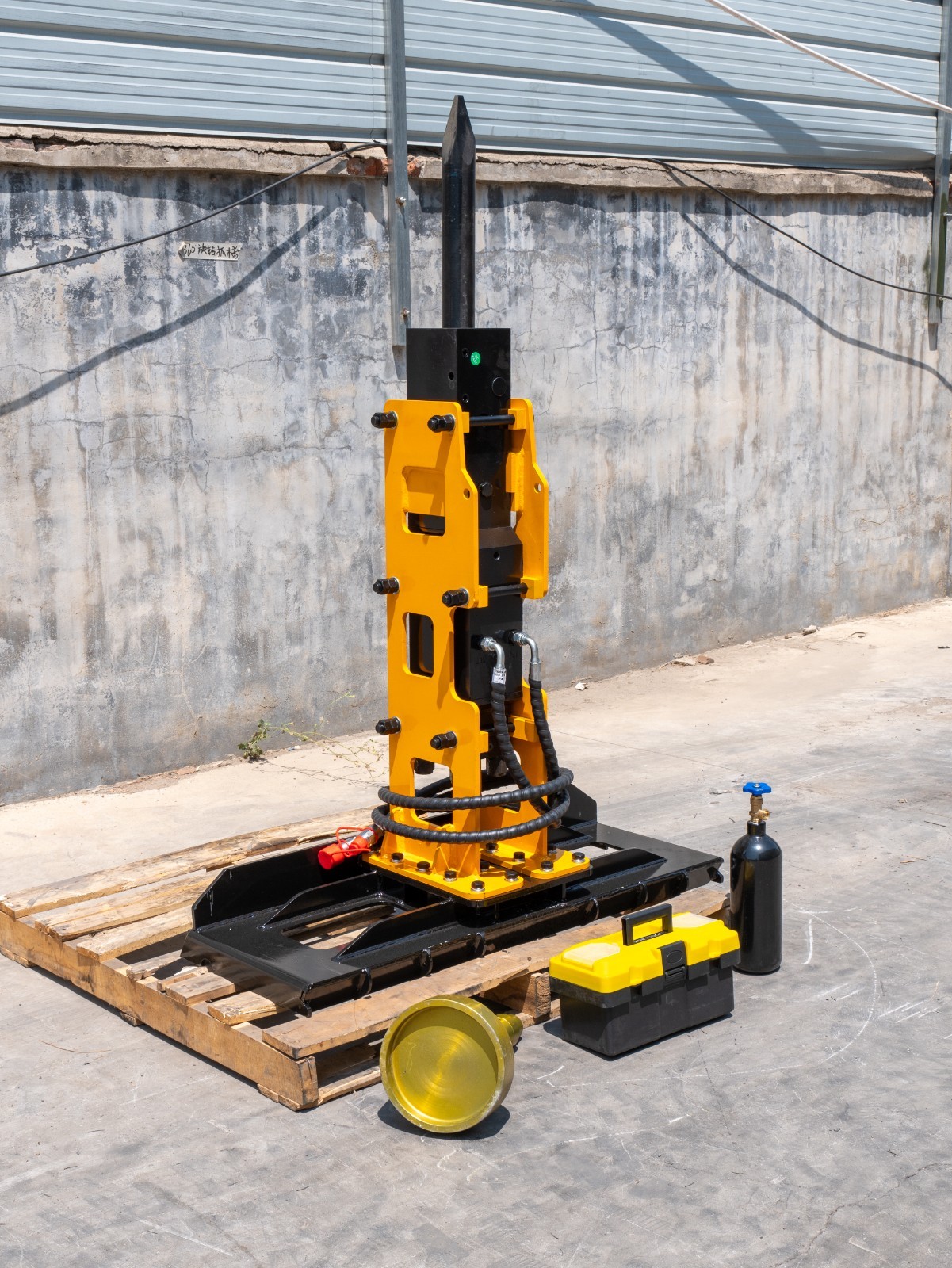 Hydraulic Breaker + Pile Driver Head for Bobcat Skid Steer – Dual Function Tool