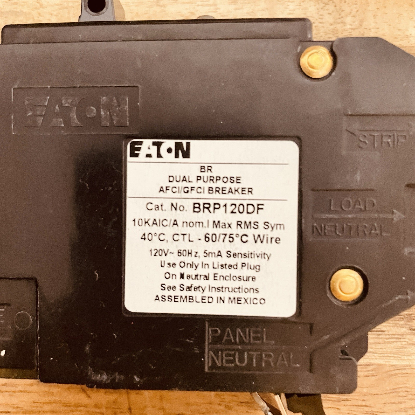 Eaton BRP120DF Dual Function AFCI GFCI Plug-On Neutral Breaker 20A