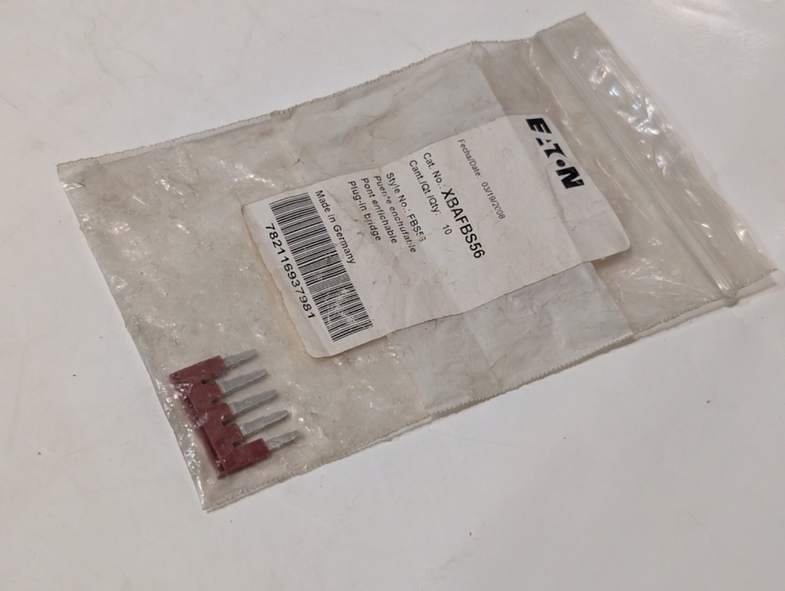 Eaton XBAFBS56 plug-in bridge jumpers, lot 4×10 + 1 extra, red, as shown